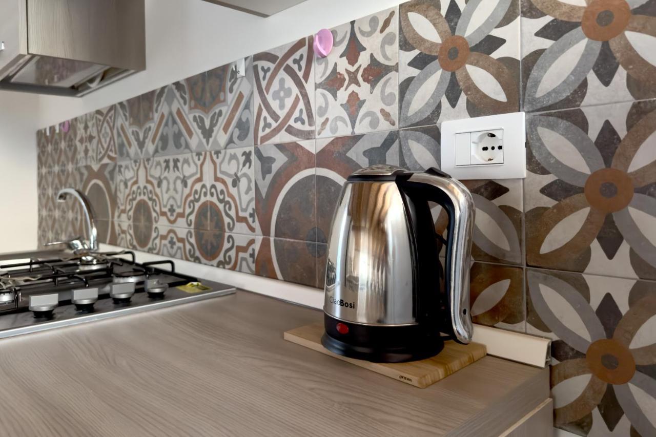 Scuderi House 2 Apartment คาตาเนีย ภายนอก รูปภาพ